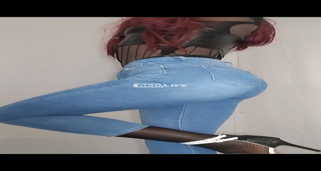 Submissive ebony sissy femboy