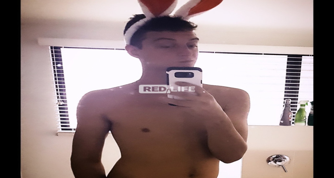 Feminine male wants a porno