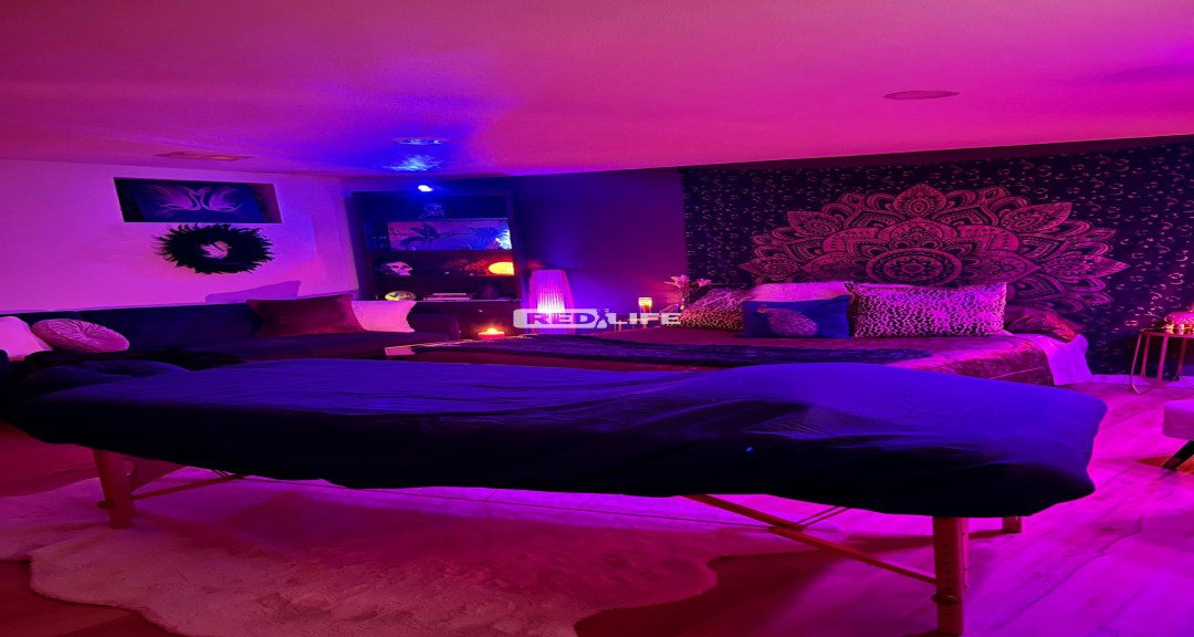 Erotic massage in London