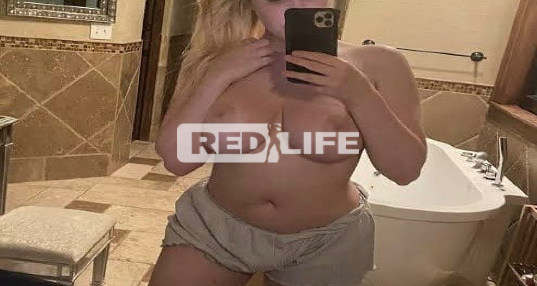 Also trade my nudes pics