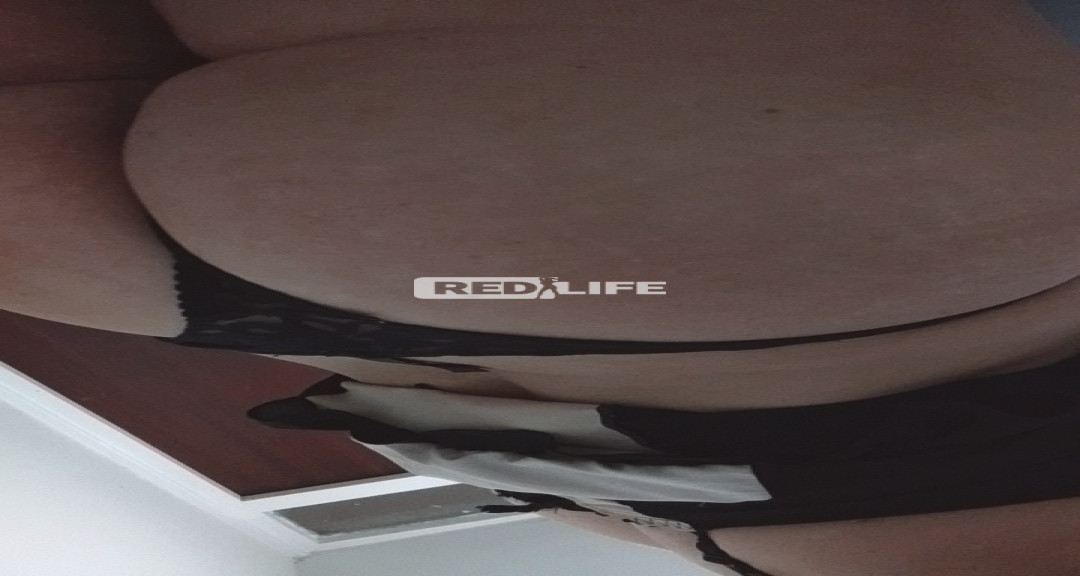 Sexy girl nextdoor loves a