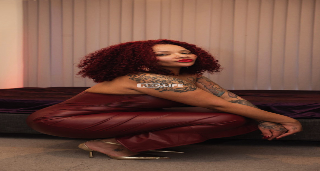 Monique is the kind of