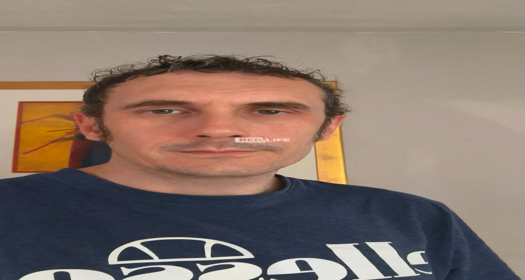 White English male (42) looking