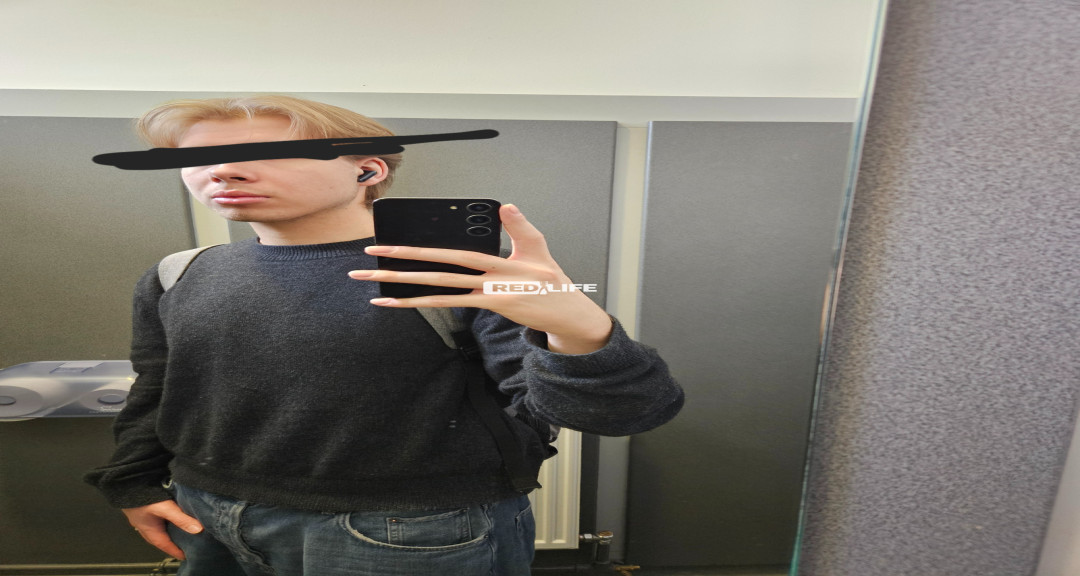 19 year old male looking